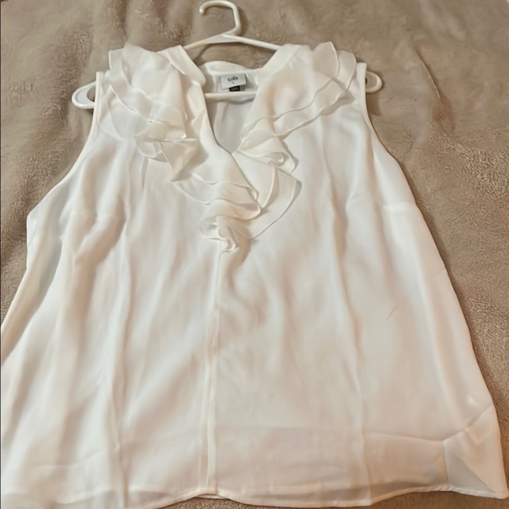 White Ruffled Sleeveless Top - Picture 3 of 4